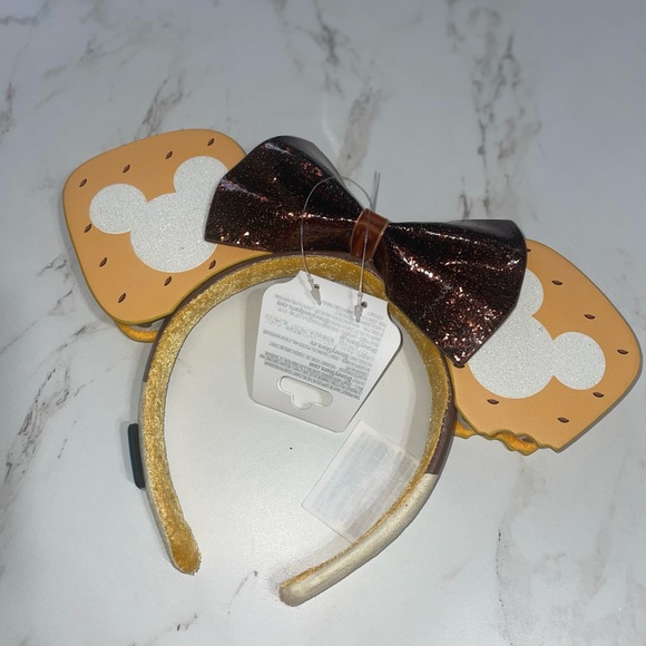 Disney s’mores Ear Headband with Brown Glitter Bow main image 5